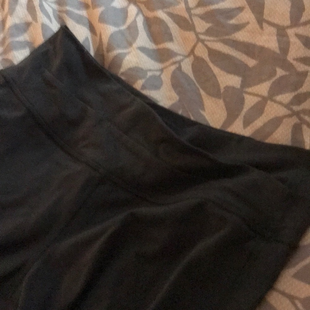 Lululemon pants - Picture 3 of 6